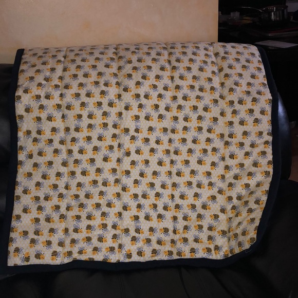 SHE MADE ME Other - Baby Busy Bee Blanket